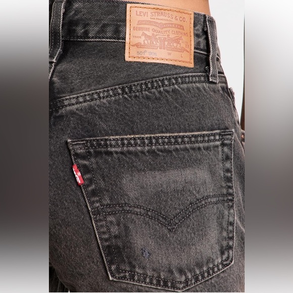 🎉HOST PICK🎉 Levi's 501 '90s Jeans - Picture 6 of 12